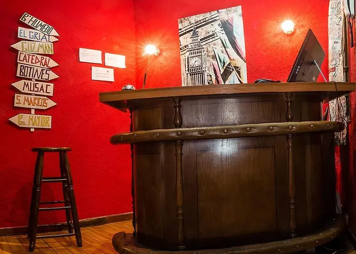 بيت ضيافة Londres 2*